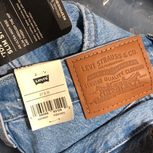 LEVIS 70's High Slim Straight Jeans Medium Indigo Worn In NWT - Picture 17 of 17